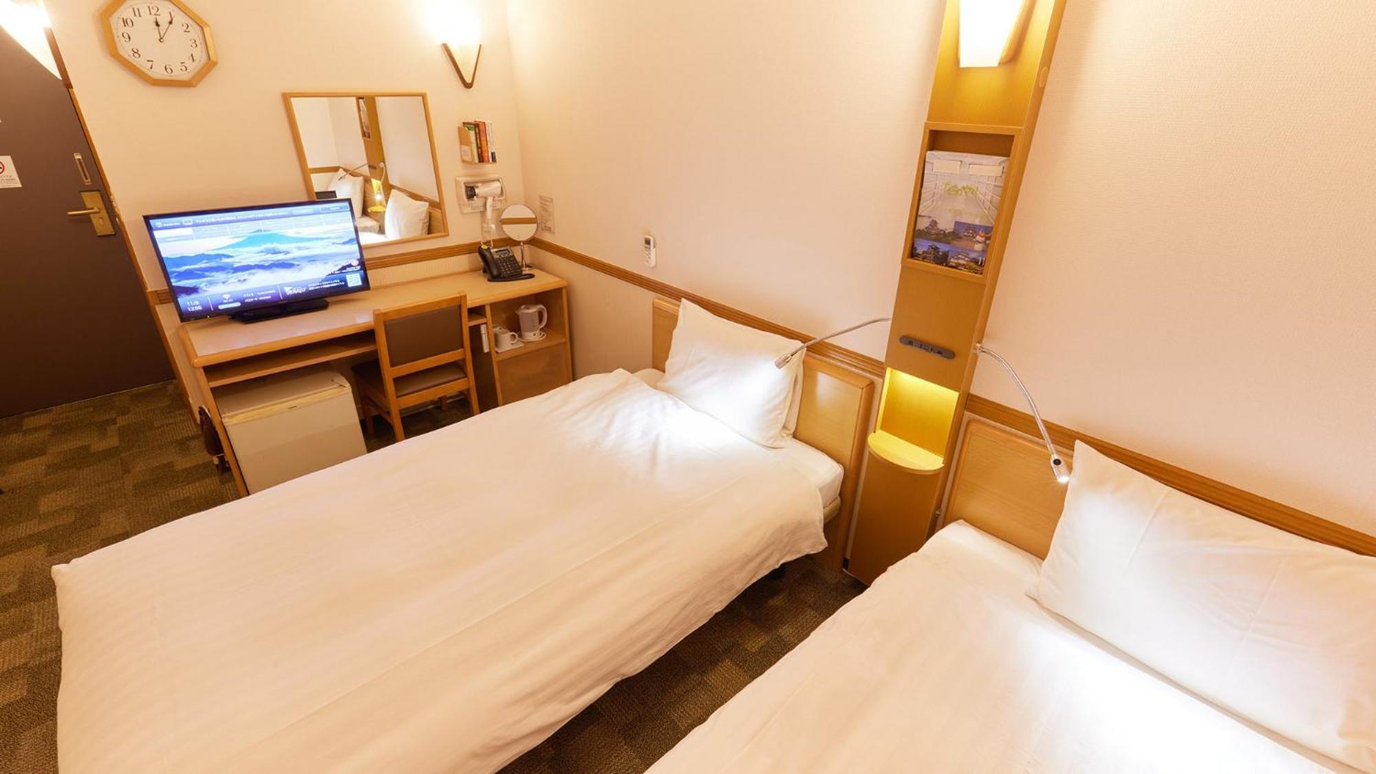 Toyoko Inn Chiba Minato Ekimae Rum bild