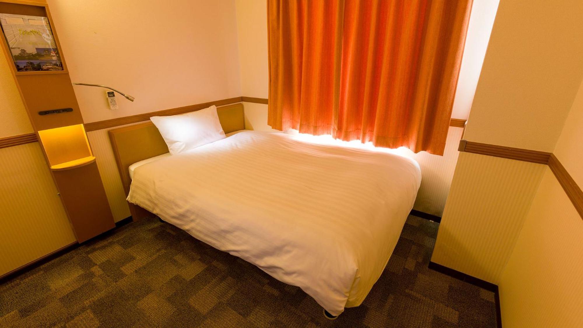 Toyoko Inn Chiba Minato Ekimae Rum bild