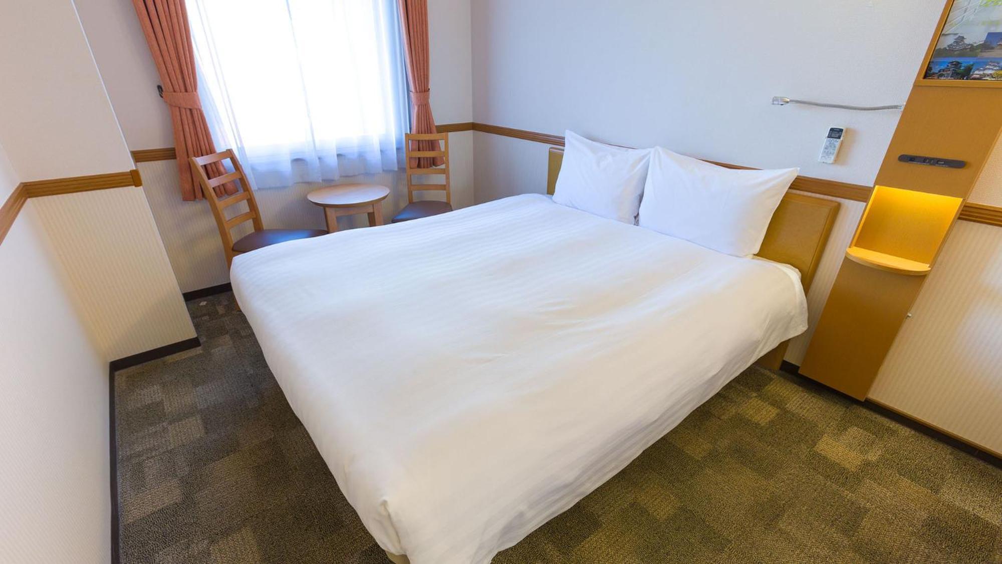 Toyoko Inn Chiba Minato Ekimae Rum bild