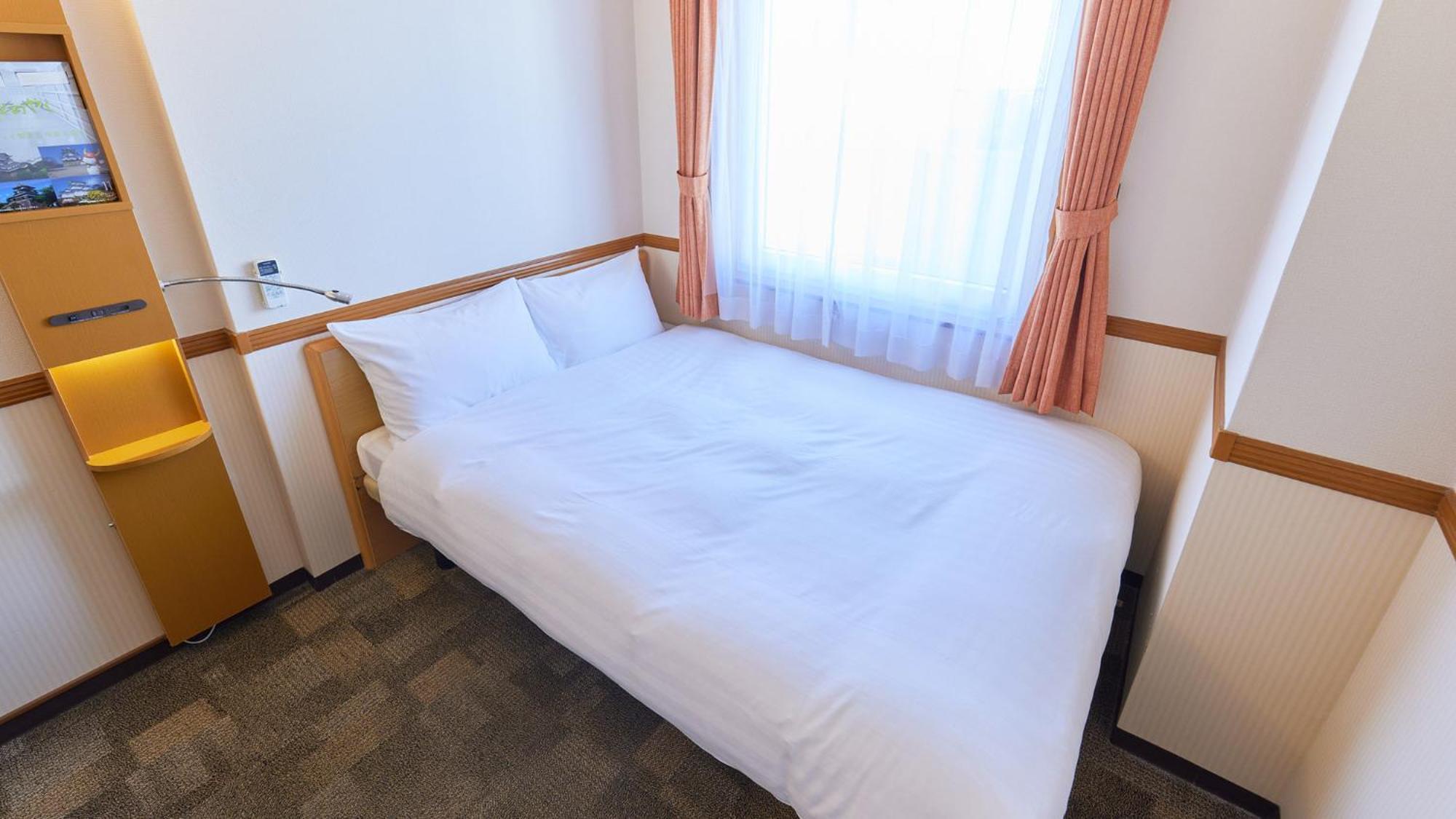 Toyoko Inn Chiba Minato Ekimae Rum bild