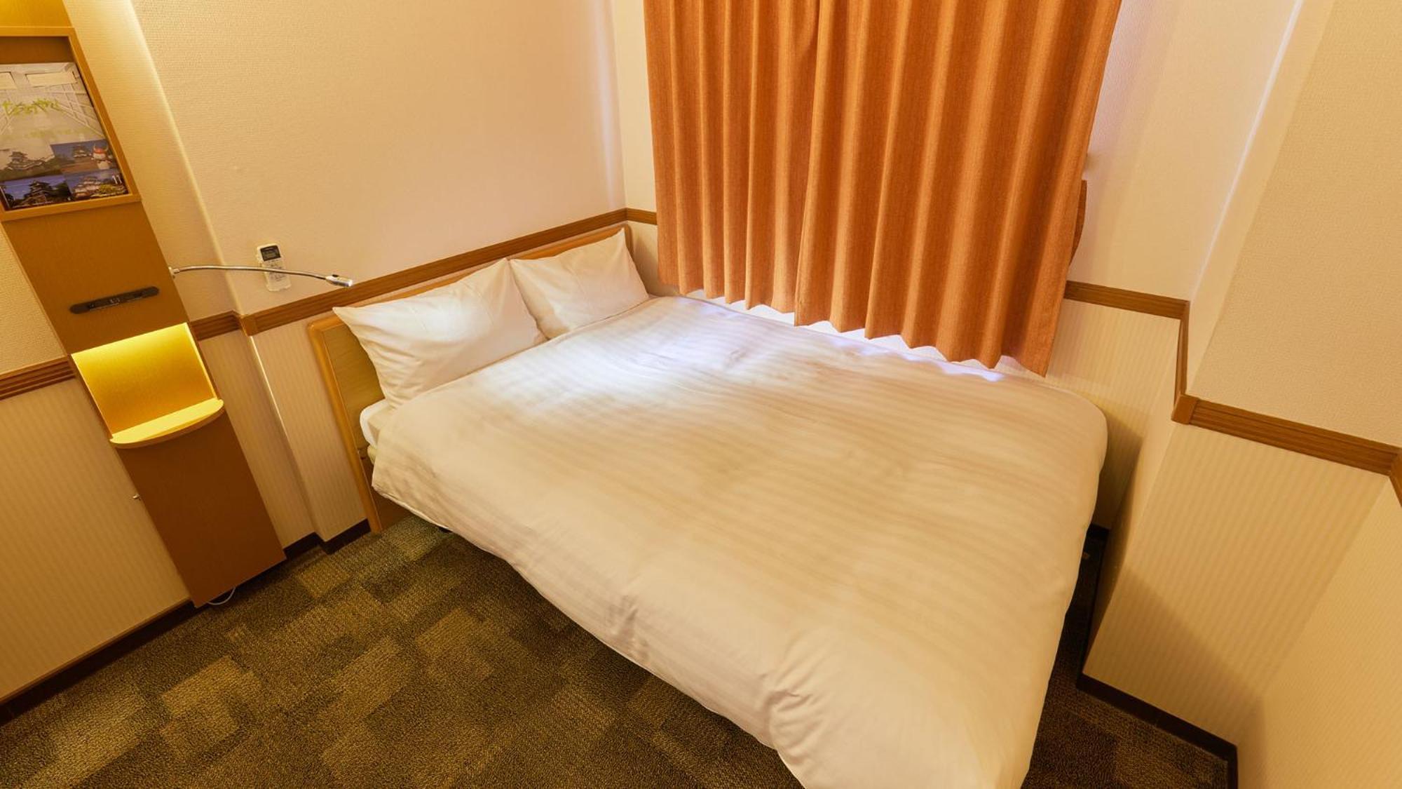 Toyoko Inn Chiba Minato Ekimae Rum bild