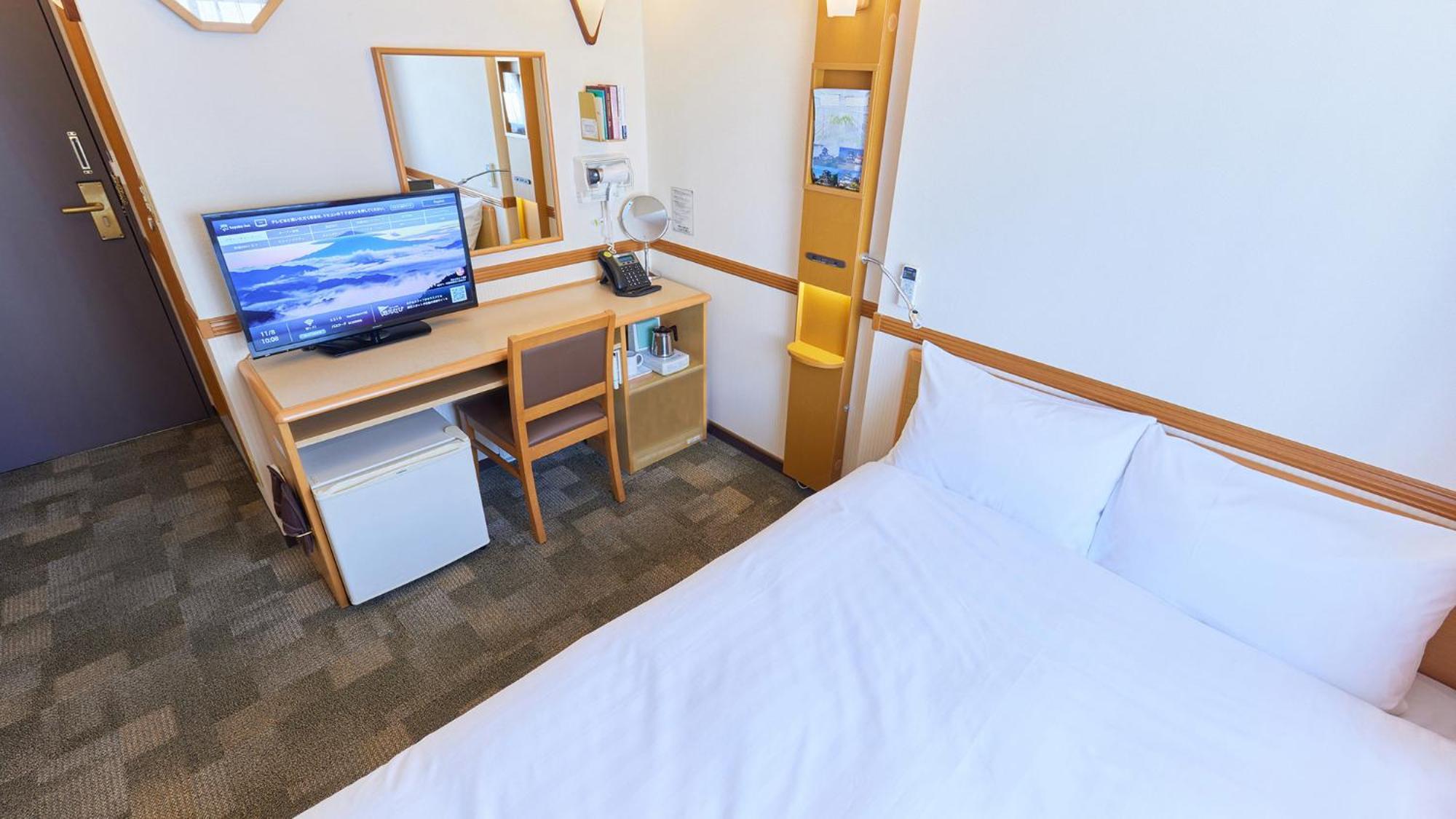 Toyoko Inn Chiba Minato Ekimae Rum bild
