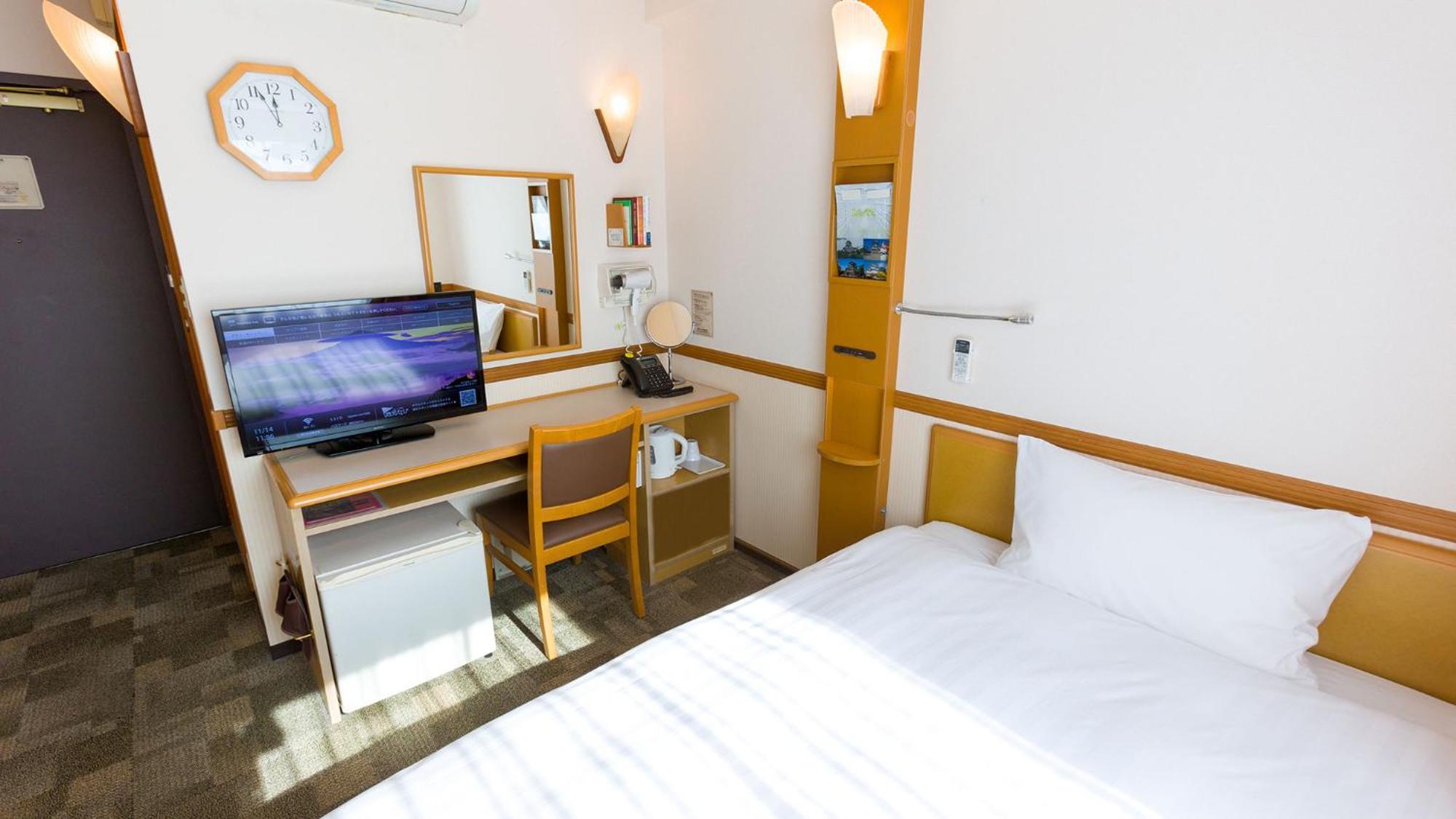 Toyoko Inn Chiba Minato Ekimae Exteriör bild